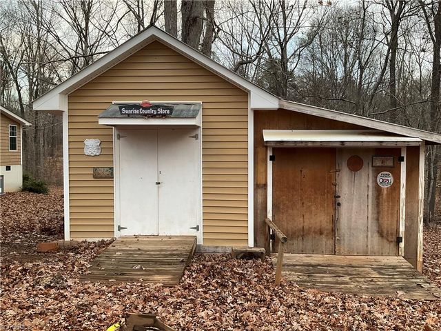 1674 Ridgewood Road, Franklinville, NC 27248