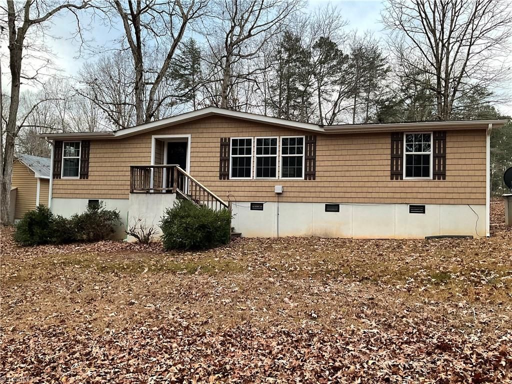 1674 Ridgewood Road, Franklinville, NC 27248