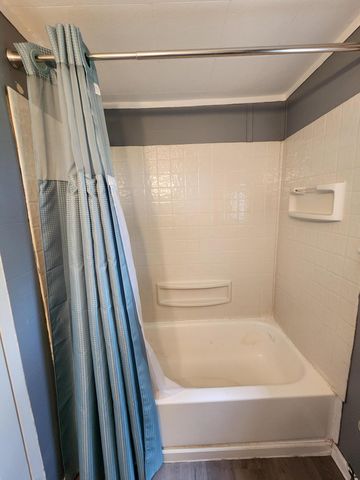 4920 E 27th Avenue, Lake Station, IN 46405