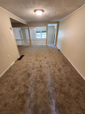 4920 E 27th Avenue, Lake Station, IN 46405
