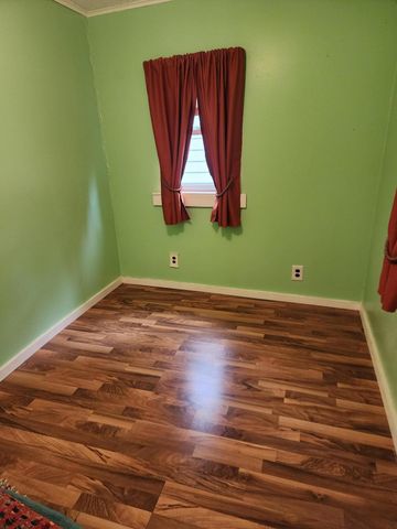 4920 E 27th Avenue, Lake Station, IN 46405