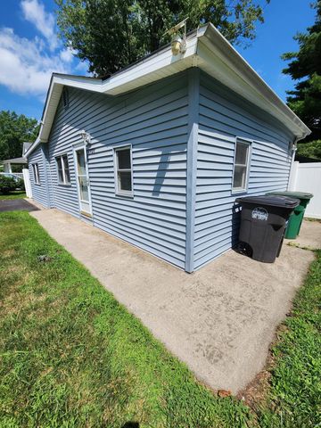 4920 E 27th Avenue, Lake Station, IN 46405