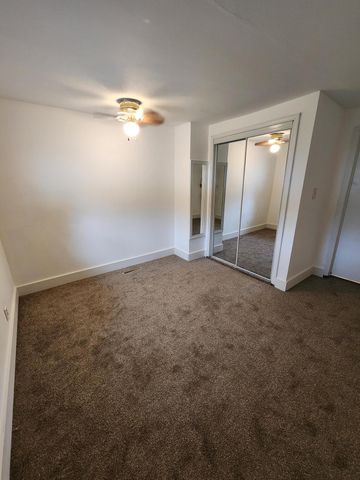 4920 E 27th Avenue, Lake Station, IN 46405