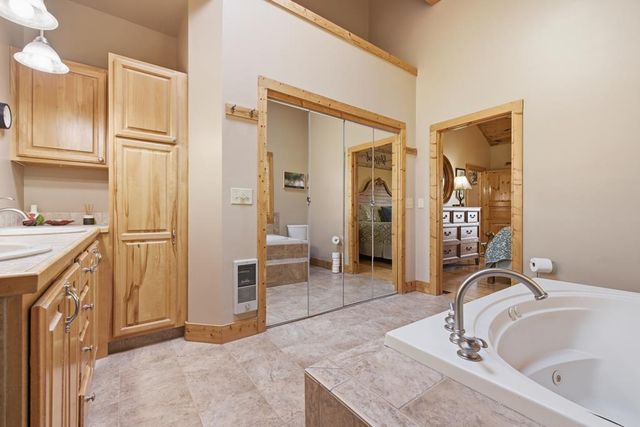 292 Hollyberry Circle, Hayesville, NC 28904