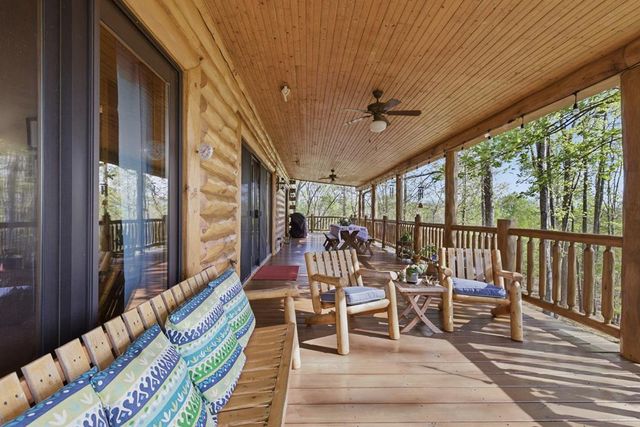 292 Hollyberry Circle, Hayesville, NC 28904