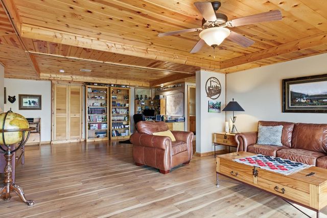 292 Hollyberry Circle, Hayesville, NC 28904