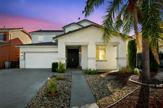 1808 Farnham Ave, Woodland, CA 95776