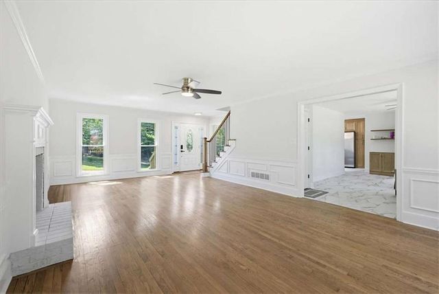 6111 S Glenn Forest S, Mableton, GA 30126