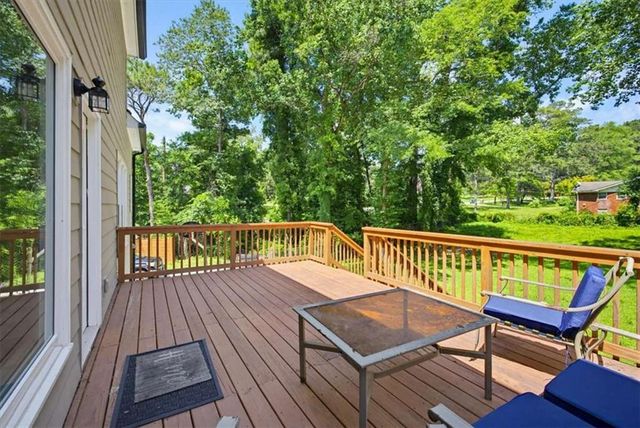 6111 S Glenn Forest S, Mableton, GA 30126
