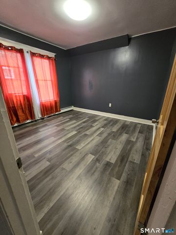 66 Edgewood Street, Hartford, CT 06112