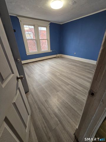 66 Edgewood Street, Hartford, CT 06112