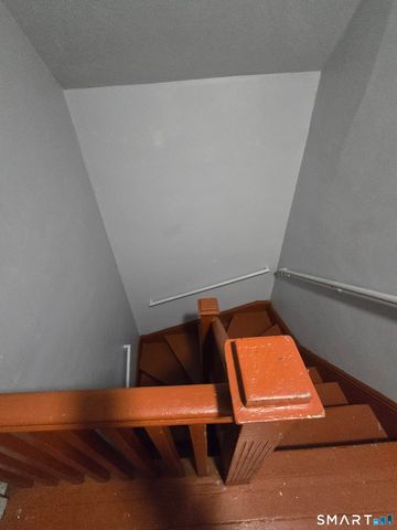 66 Edgewood Street, Hartford, CT 06112