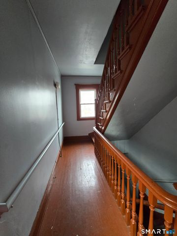 66 Edgewood Street, Hartford, CT 06112