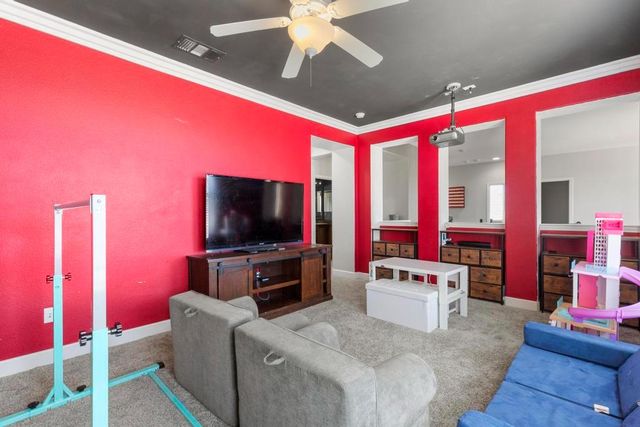 1911 Broken Bit Dr, Plumas Lake, CA 95961