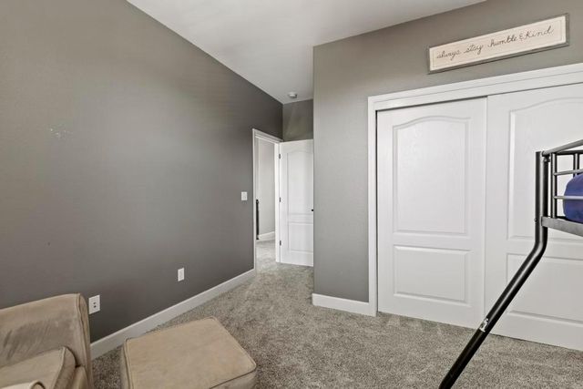 1911 Broken Bit Dr, Plumas Lake, CA 95961