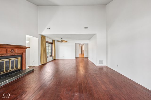 5174 Greensview Way, Avon, IN 46123