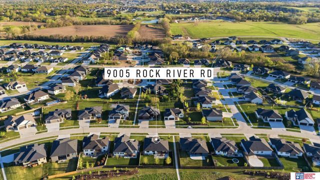 9005 Rock River Road, Lincoln, NE 68520