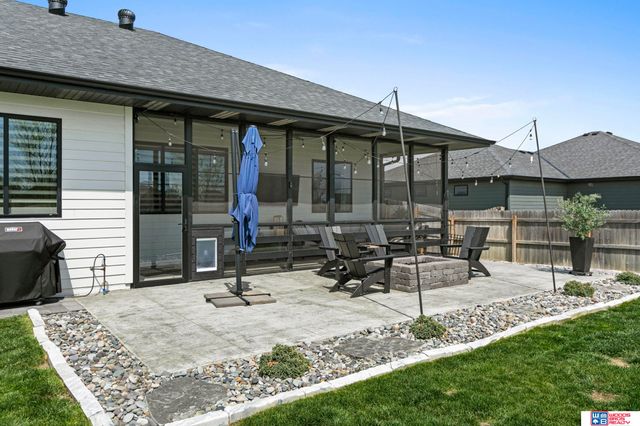 9005 Rock River Road, Lincoln, NE 68520