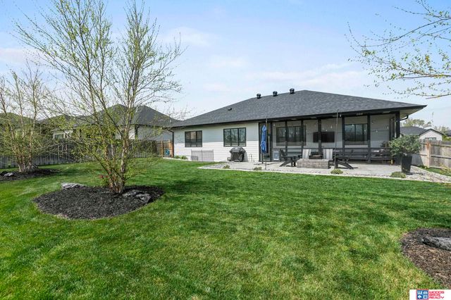 9005 Rock River Road, Lincoln, NE 68520