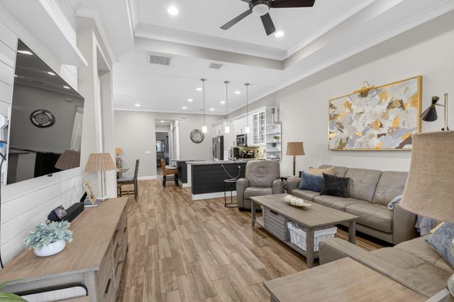 7818 Serra Way, Delray Beach, FL 33446