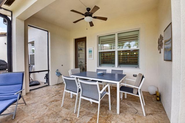 7818 Serra Way, Delray Beach, FL 33446
