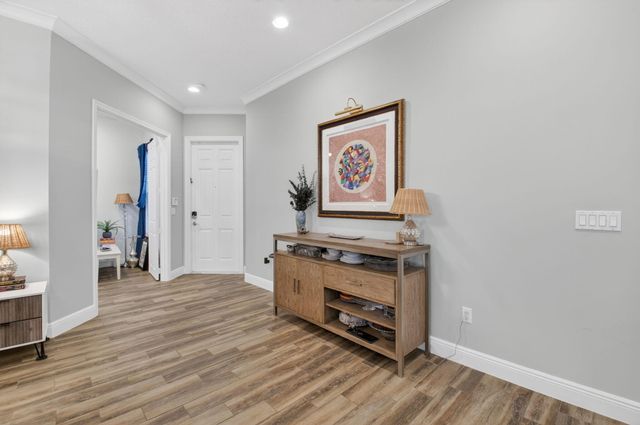 7818 Serra Way, Delray Beach, FL 33446