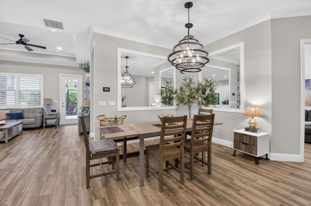 7818 Serra Way, Delray Beach, FL 33446