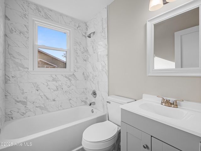 402 New River Drive, Jacksonville, NC 28540