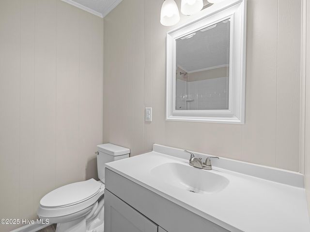 402 New River Drive, Jacksonville, NC 28540