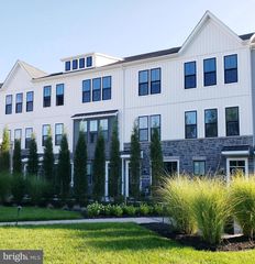 5202 DONATELLO DR, Princeton, NJ 08540