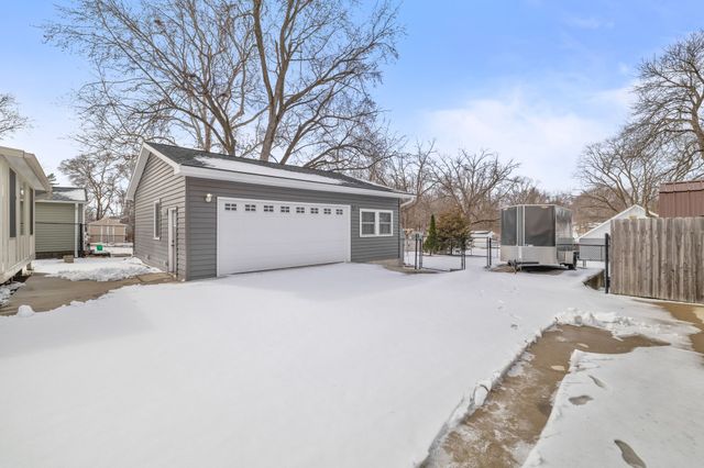 6006 SW 15th Street, Des Moines, IA 50315