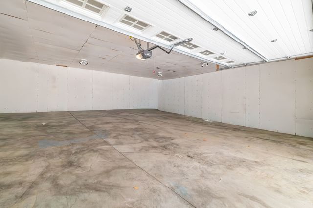 6006 SW 15th Street, Des Moines, IA 50315