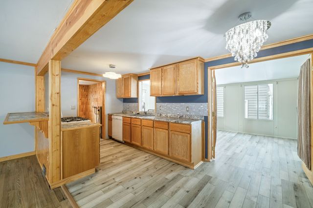 6006 SW 15th Street, Des Moines, IA 50315