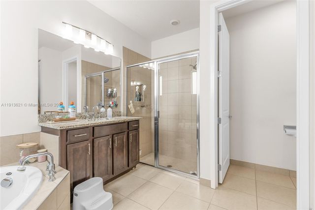 7464 Estero Dr, Lake Worth, FL 33463