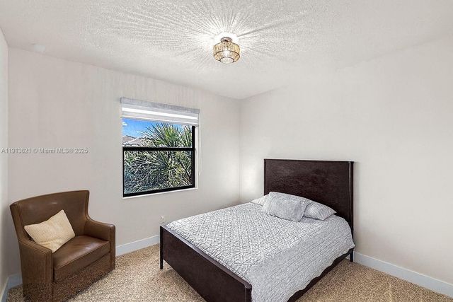 7464 Estero Dr, Lake Worth, FL 33463