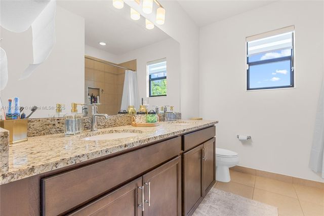 7464 Estero Dr, Lake Worth, FL 33463