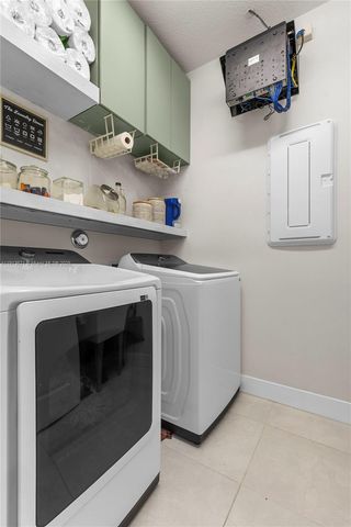 7464 Estero Dr, Lake Worth, FL 33463