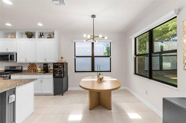 7464 Estero Dr, Lake Worth, FL 33463