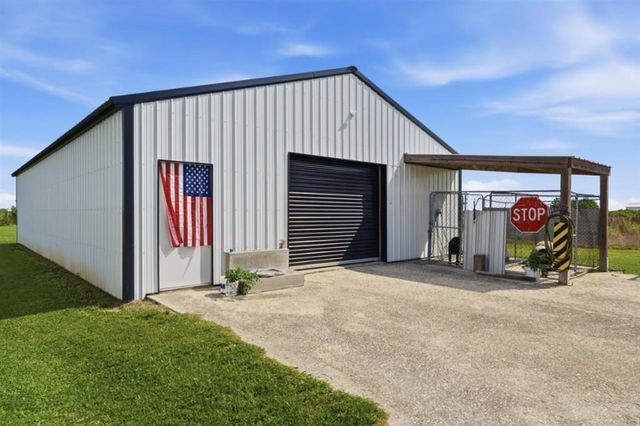 113 Deltra Hardin Rd Road, Hackberry, LA 70645