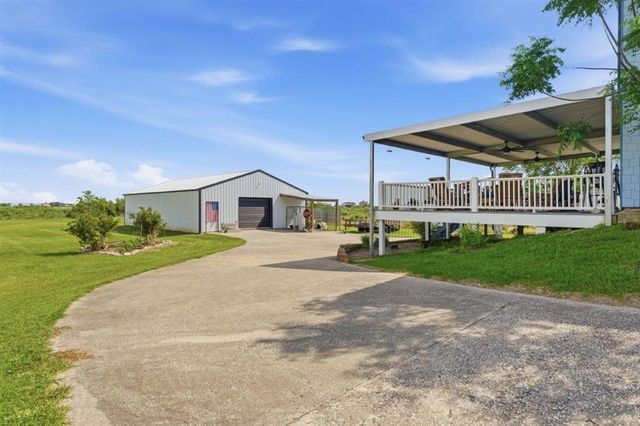 113 Deltra Hardin Rd Road, Hackberry, LA 70645
