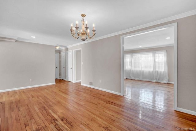 1315 Little Neck Avenue, North Bellmore, NY 11710