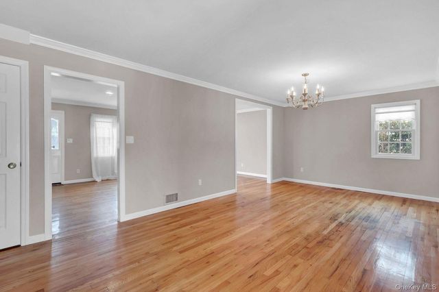 1315 Little Neck Avenue, North Bellmore, NY 11710