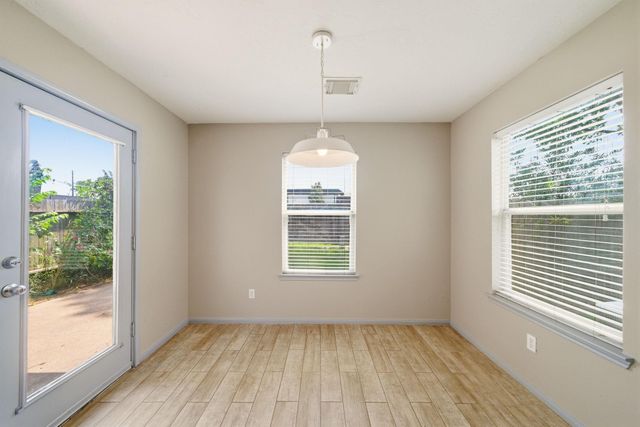 5110 Redemption Circle, Houston, TX 77018