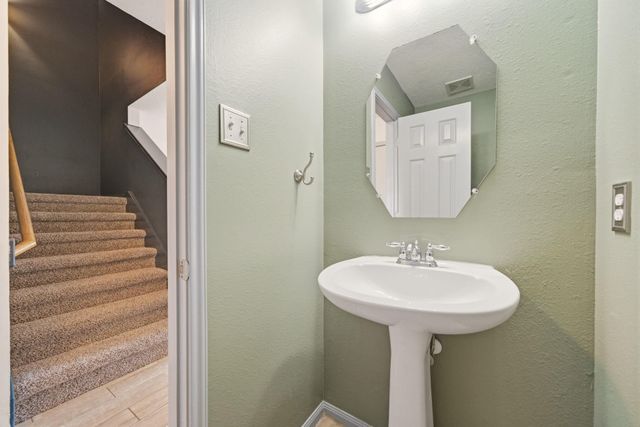 5110 Redemption Circle, Houston, TX 77018