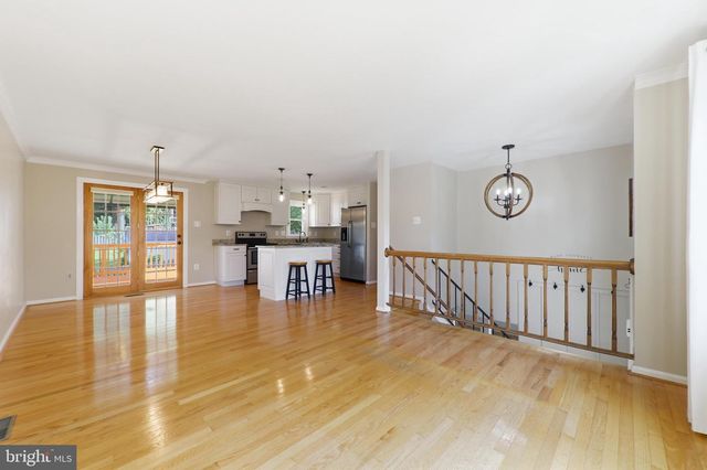 9910 MAIDBROOK RD, Baltimore, MD 21234