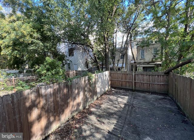 2219 N CAMAC ST, Philadelphia, PA 19133