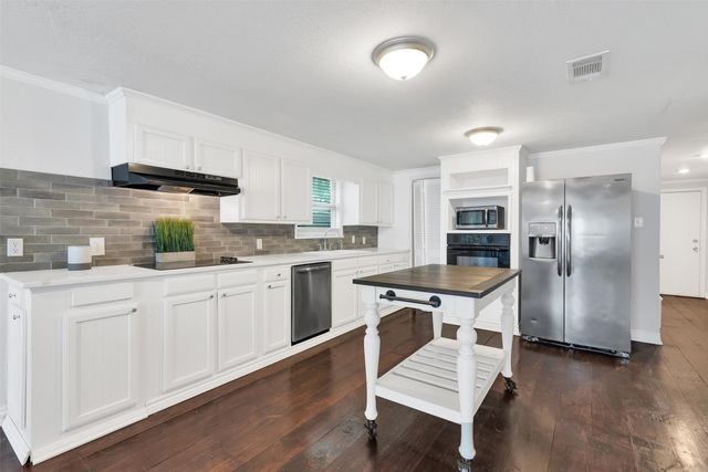 63 Castle Bar Road, Gordonville, TX 76245