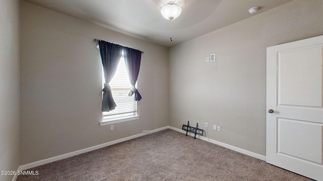 1092 Nickel Hl Avenue, Santa Teresa, NM 88008