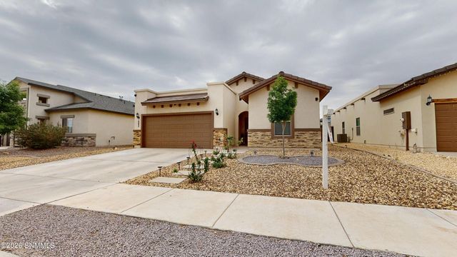 1092 Nickel Hl Avenue, Santa Teresa, NM 88008