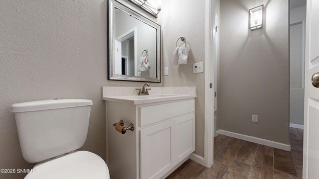 1092 Nickel Hl Avenue, Santa Teresa, NM 88008